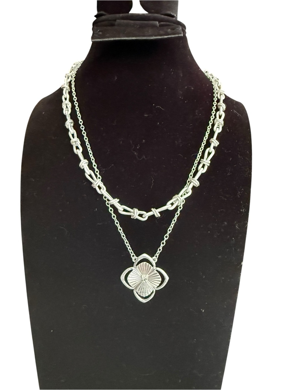 Silver Layered Clover Pendant Necklace for Women